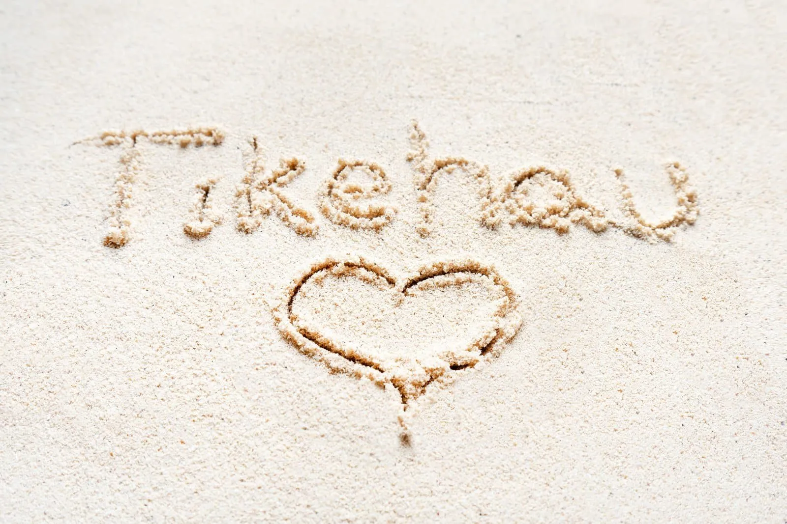 Finding the pink-sand beaches