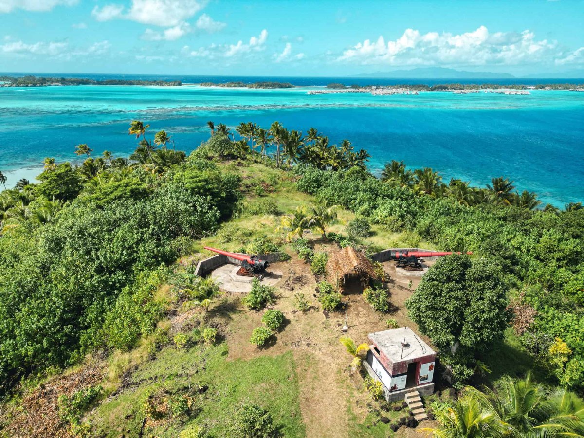 BOB CAT 4X4 TOUR BORA BORA - Paradise Explorer 4x4 – Danse du Feu et Rencontres Authentiques 4